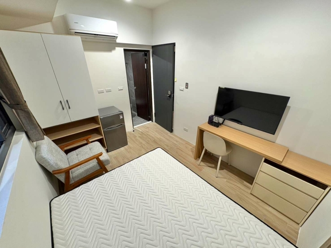 廷選好屋✨文心中清捷運站✨全新電梯透天✨陽台獨洗曬✨可租補 - Image 6