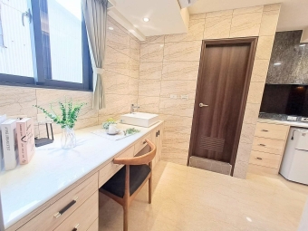 可租補*超新電梯精緻飯店式套房*子母車 - Image 21