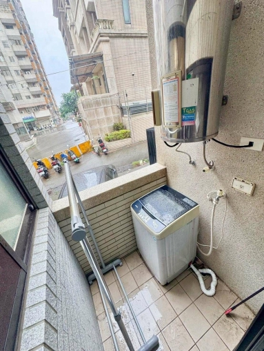 陽台獨洗🍀樓中樓🍀租屋補助🍀稀有可貓🍀電梯🍀子母車🍀機車位（第7張）