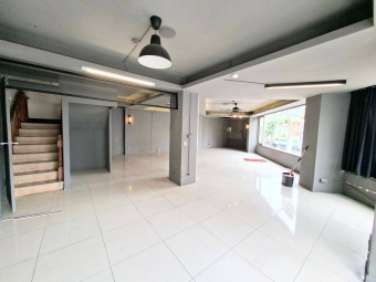 可營登@2~4樓招租~正當合法經營可（第1張）