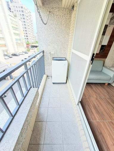 租補台電大空間*整棟很新套房*陽台獨洗曬*飲水機*子母車~（第11張）