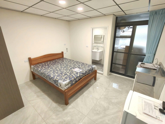 橘子🍊逢甲上石公園⭐全新陽台獨洗曬⭐可租補可貓網路套房（第1張）