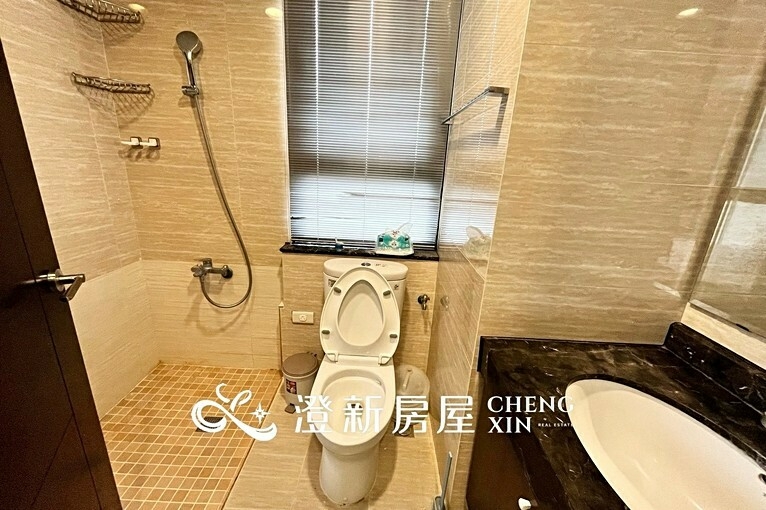 走路十分鐘到竹北高鐵/高樓層景觀戶/附平面雙車位/11月起租(第7張)