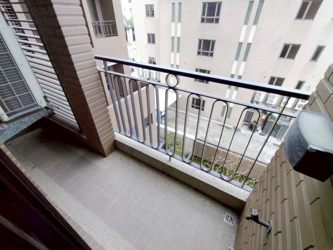 西屯逢甲/大坪數/高級電梯3房+平面車位/泡澡浴缸/可租補（第11張）