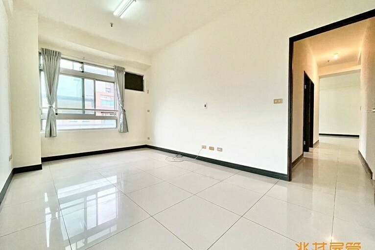 兆基社會住宅🏡鳳山新城大三房租金含平車可寵（第3張）