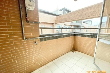 兆基社會住宅🏡鳳山新城大三房租金含平車可寵（第11張）