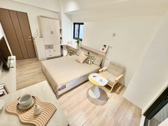 全新未住☆電梯套房☆租補☆陽台☆飲水機子母車（第3張）