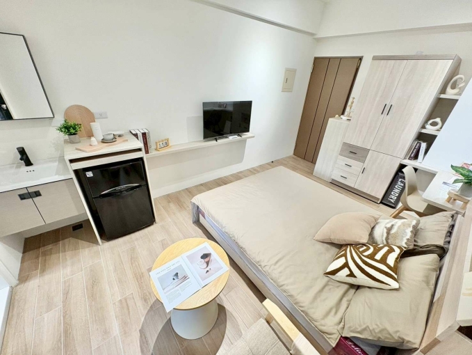 全新未住☆電梯套房☆租補☆陽台☆飲水機子母車（第4張）