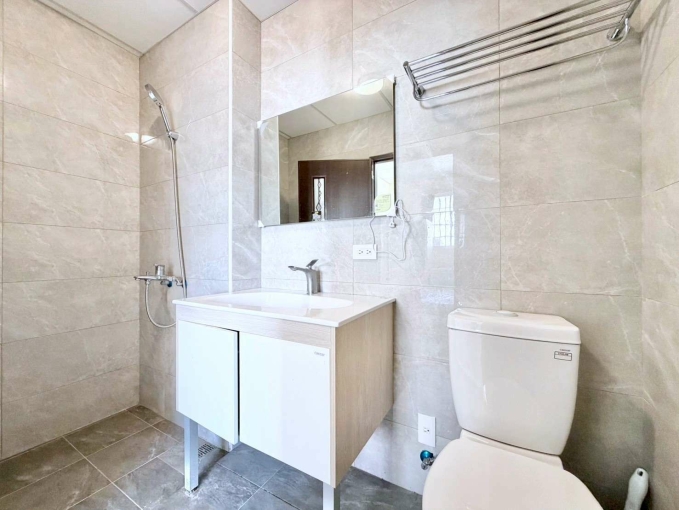 全新裝潢✨高鐵5分鐘✨陽台獨洗曬✨子母車✨台水電（第10張）