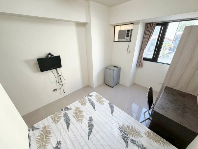 一中可租補電梯套房☆沙發☆子母車（第6張）