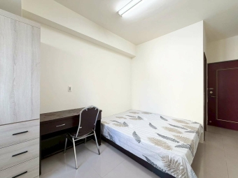 一中可租補電梯套房☆沙發☆子母車（第4張）