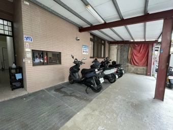 南區優質透天電梯套房 |免追垃圾車• 附車位| 嚴選住客、單純寧靜、禁菸禁 寵禁開伙（第8張）