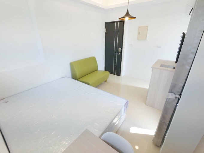 可租補☆採光佳*飲水機*向上市場~（第1張）