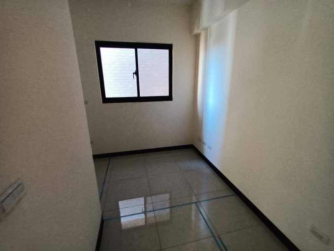 橘子🍊馬到成功🍊新社全新電梯邊間透天🍊含管含電梯保養（第8張）