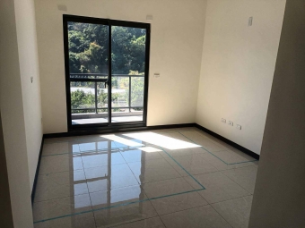 橘子🍊馬到成功🍊新社全新電梯邊間透天🍊含管含電梯保養（第13張）