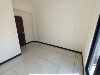 橘子🍊馬到成功🍊新社全新電梯邊間透天🍊含管含電梯保養（第7張）