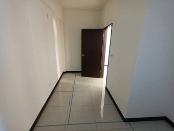 橘子🍊馬到成功🍊新社全新電梯邊間透天🍊含管含電梯保養（第9張）