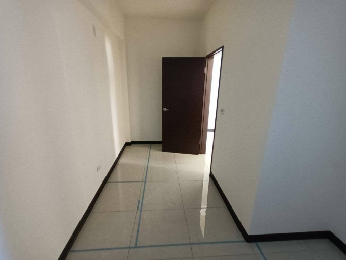 橘子🍊馬到成功🍊新社全新電梯邊間透天🍊含管含電梯保養（第9張）