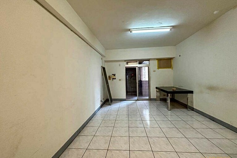 兆基社會住宅🏠近戶政商圈.可租補.屋況整理中(第1張)