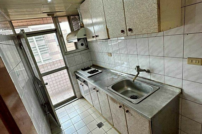 兆基社會住宅🏠近戶政商圈.可租補.屋況整理中(第3張)