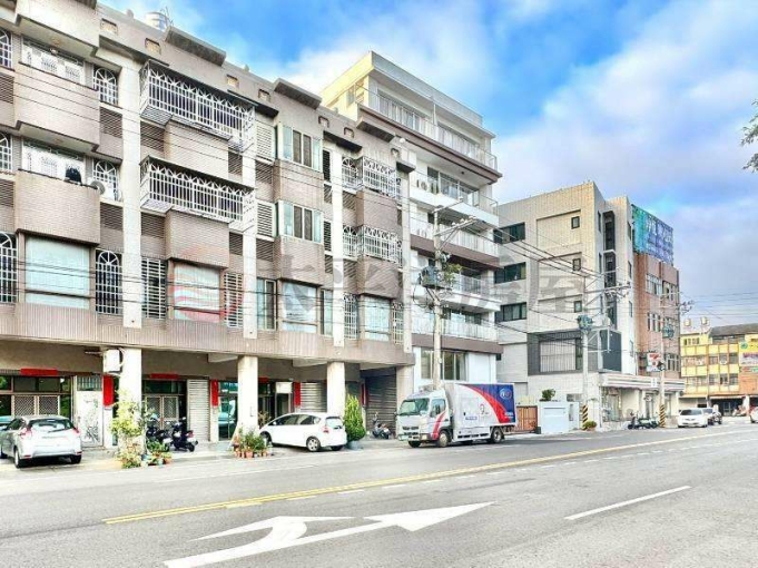 沙鹿市中心商圈臨路店住（第1張）