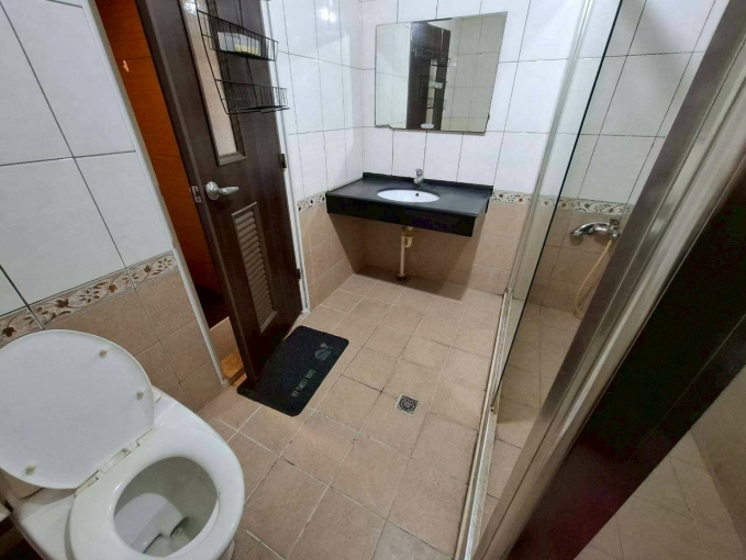 雙租補★四大房平面車位★電梯一層一戶（第4張）