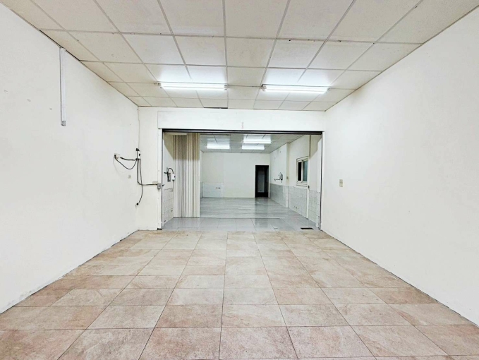 仁雄商圈#臨路#透天店面（第2張）