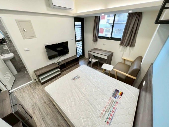 期盼長大的我們💕獨洗獨曬✨可租補✨近一中 台體💕宇你相見（第1張）