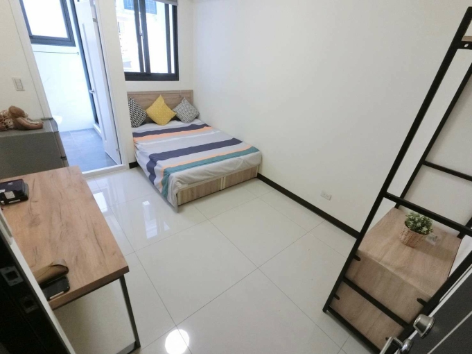 租補#電梯套房*陽台獨洗曬*採光佳*飲水機*子母車 - Image 1