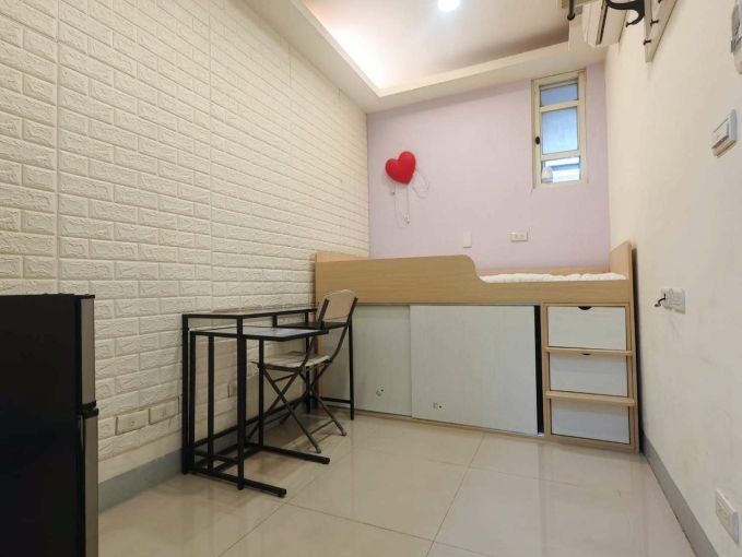 永春站40秒 | 靜巷 | 機能便利 | 小資套房（第1張）