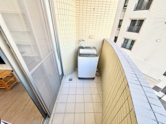 🧡加賴約🧡電梯樓中樓🧡租屋補助🧡陽台獨洗🧡流理台🧡台水台電🧡百萬裝潢🧡（第13張）