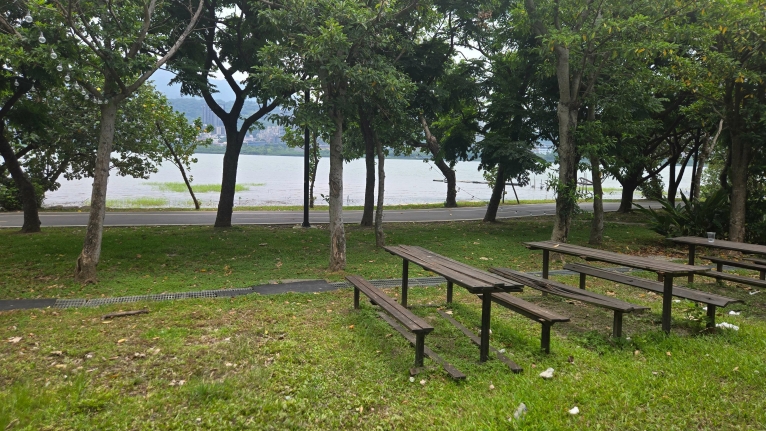 八里左岸公園好商機-媽媽嘴咖啡旁（第4張）