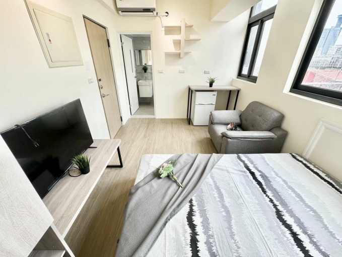 超新一年美屋只剩一間✨可雙租補✨陽台獨洗✨忠孝路夜市旁✨（第5張）