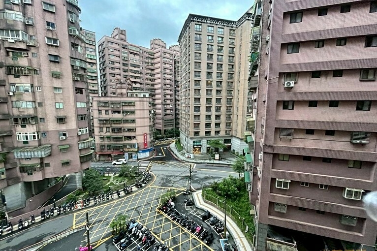 兆基社會住宅🏡福德一路三房採光電梯(第10張)