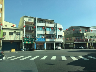 金華路旁透天金店面，近誠品新碳佐麻里園區、鹽埕市場、南區區公所（第2張）