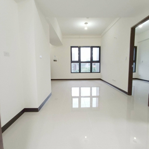 優質學區全新大樓 - Image 1