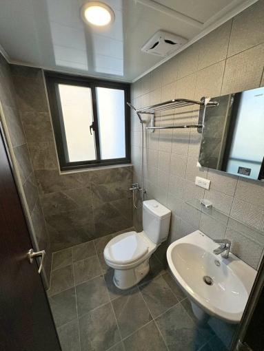 廷選好屋✨文心中清捷運站🔥全新電梯透天✨陽台獨洗曬🔥可租補 - Image 6