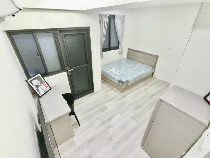 你烤棉花我烤糖✨陽台獨洗✨可租補💕近中山醫 大慶夜市⚡宇你相見（第2張）