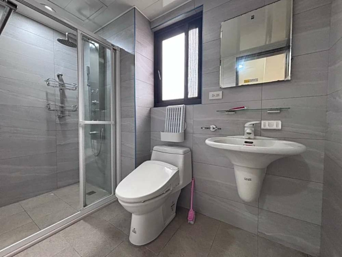 沛沛租🔅有車位可租/菓林機場社區管理員機車位陽台獨洗 - Image 7