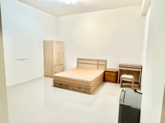 藍天白雲✨女生 宿舍✨租補（第1張）