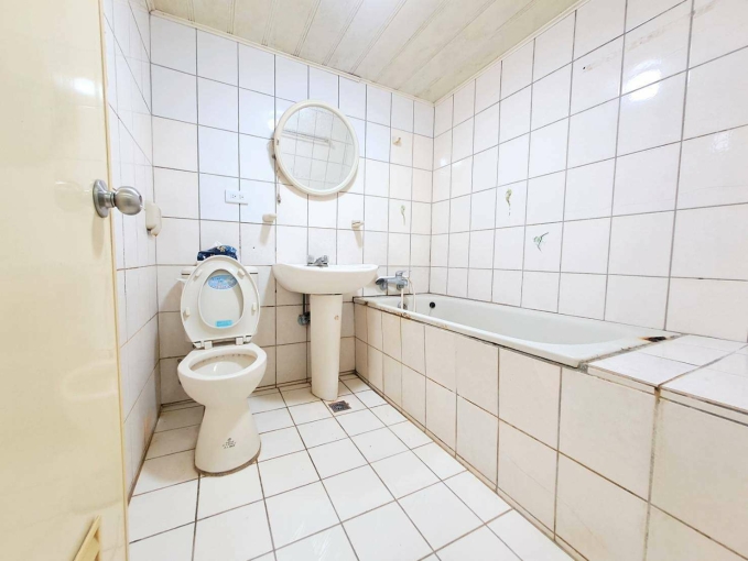 可租補☆3房2廳2衛☆電梯管理員☆平車 - Image 11