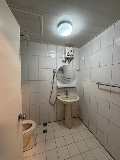 一方生活#台中文祥街B房/中友百貨/中國醫藥學院#全新整理/廚房/床墊/洗衣機/冰箱 - Image 8