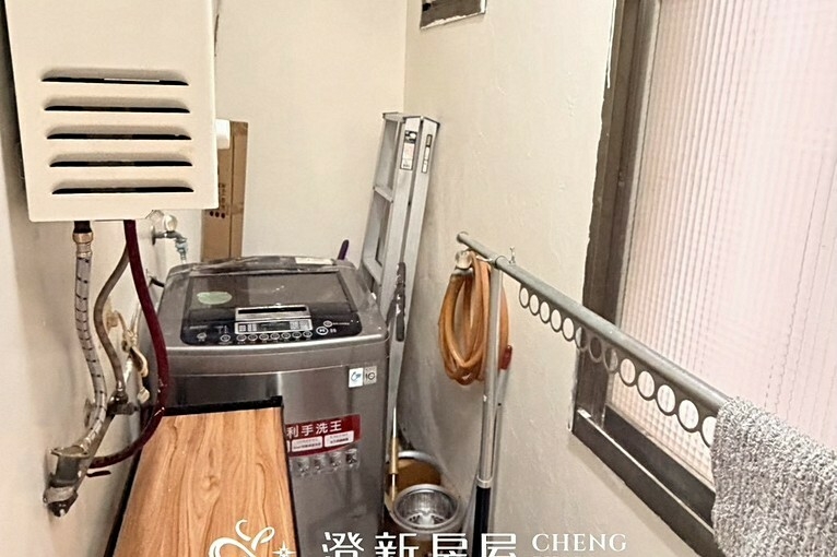 香山三房公寓只要13000/秒殺物件/台水台電台瓦/傢俱齊全(第13張)