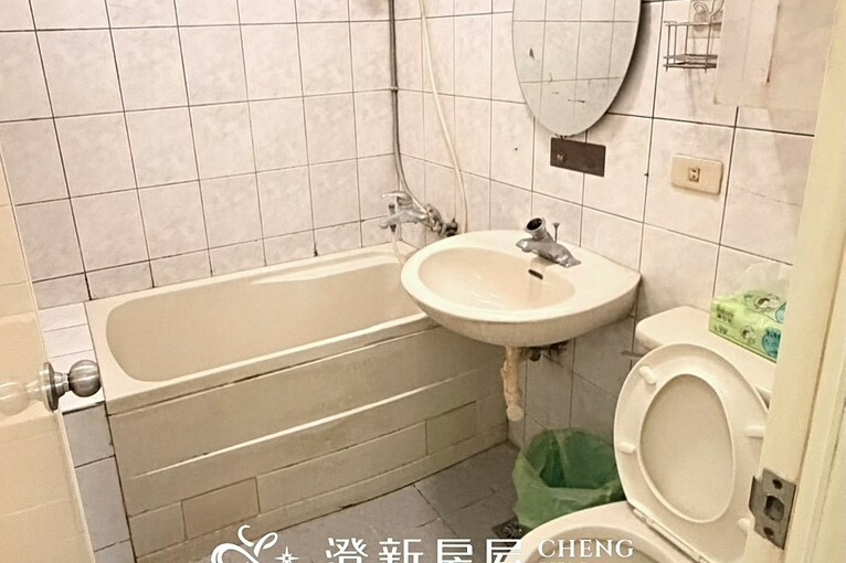 香山三房公寓只要13000/秒殺物件/台水台電台瓦/傢俱齊全(第12張)