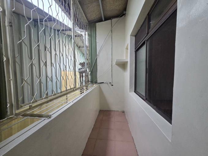 正太平區鵬儀路(店住住店店面住家)整棟透天出租(第2張)