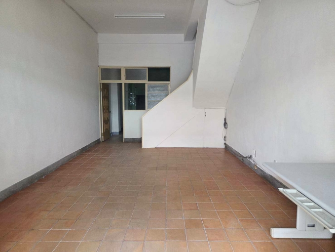 正太平區鵬儀路(店住住店店面住家)整棟透天出租(第12張)