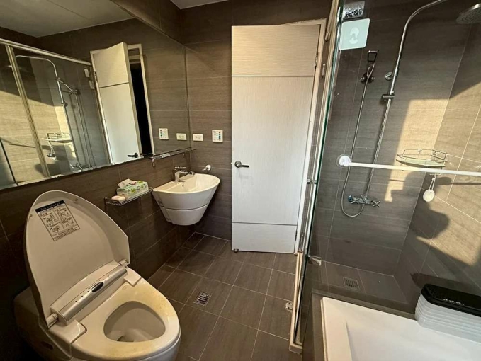 傑出租屋/大有大業稀有一層兩戶,高檔社區雙車位 - Image 15