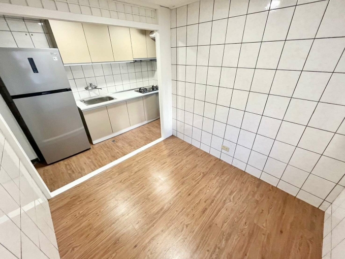 三+1房🍀稀有可寵🍀台水台電🍀電梯🍀管理員🍀子母車（第7張）