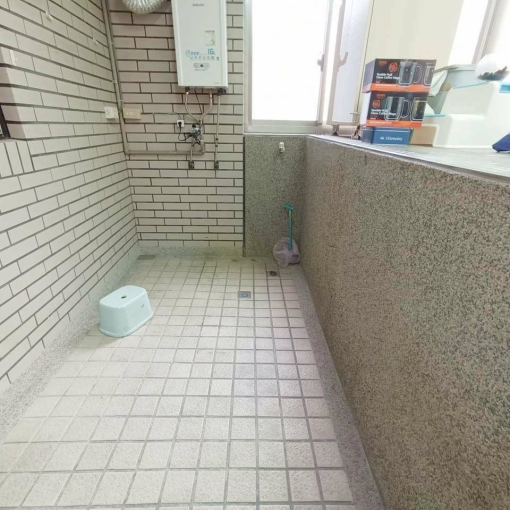 天母圓環●美國學校●一層一戶四房（第11張）