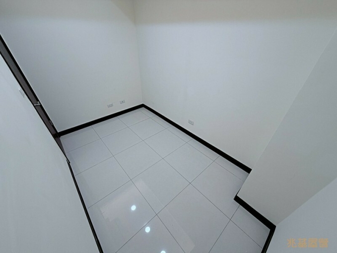 兆基社會住宅🏠📍雪梨灣景觀房.租金已含管理費（第10張）